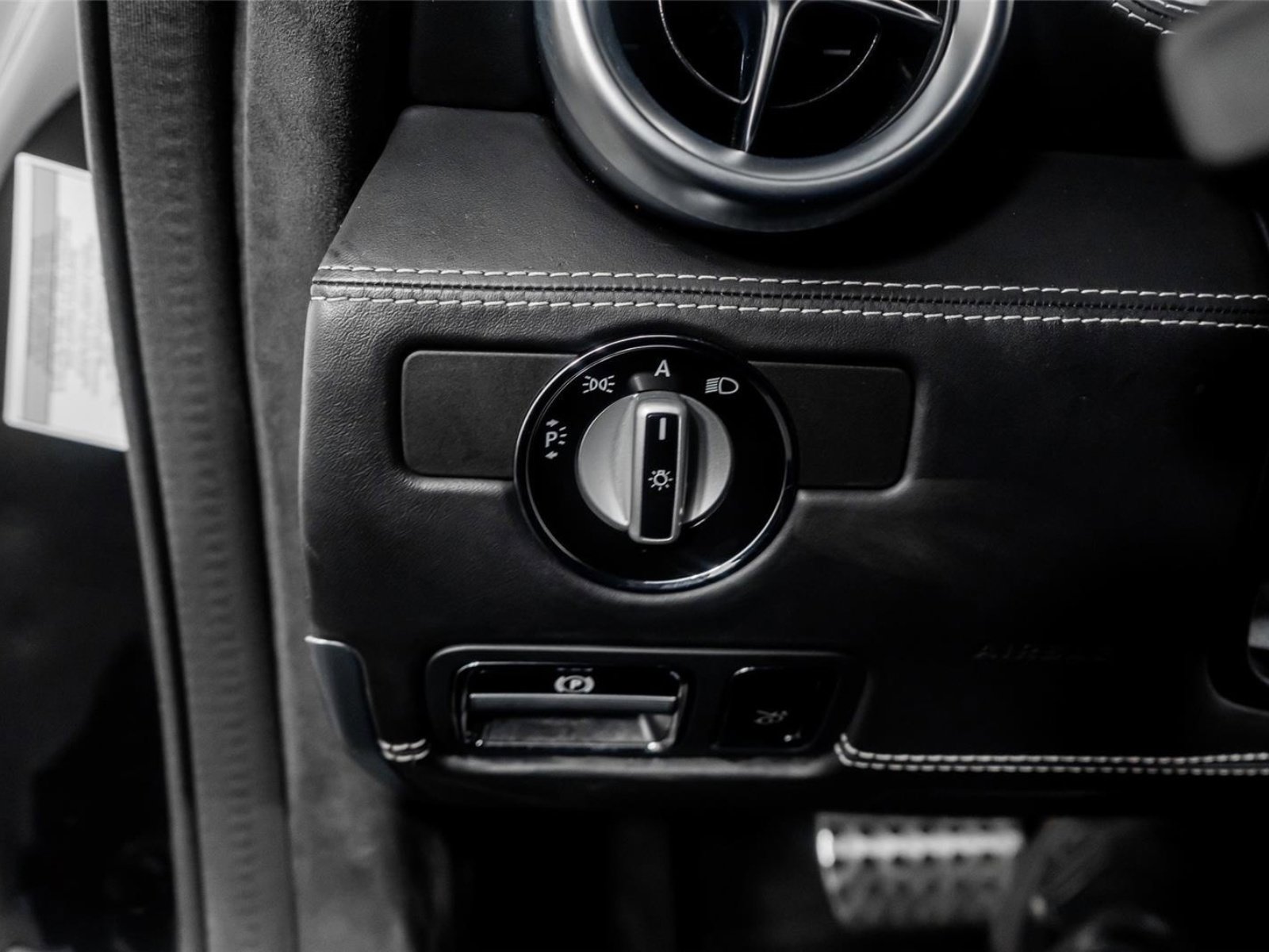 Used 2011 Mercedes-Benz SLS AMG Coupe image 43