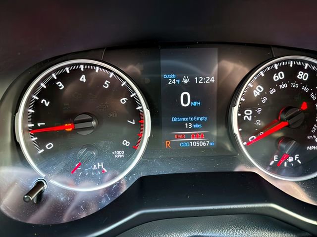 Used 2020 Toyota RAV4 XLE Premium image 26