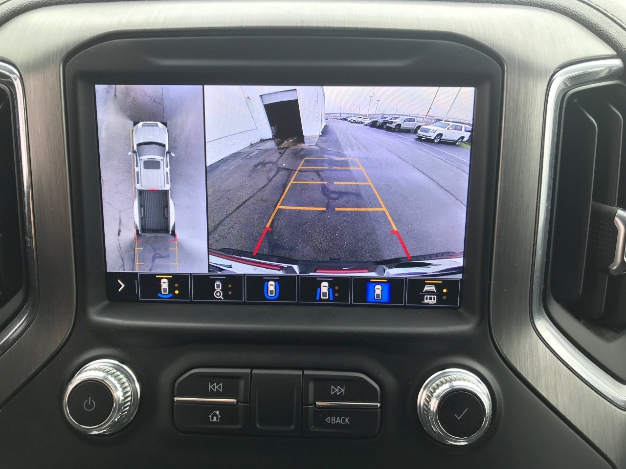 Used 2023 GMC Sierra 3500 Denali image 24