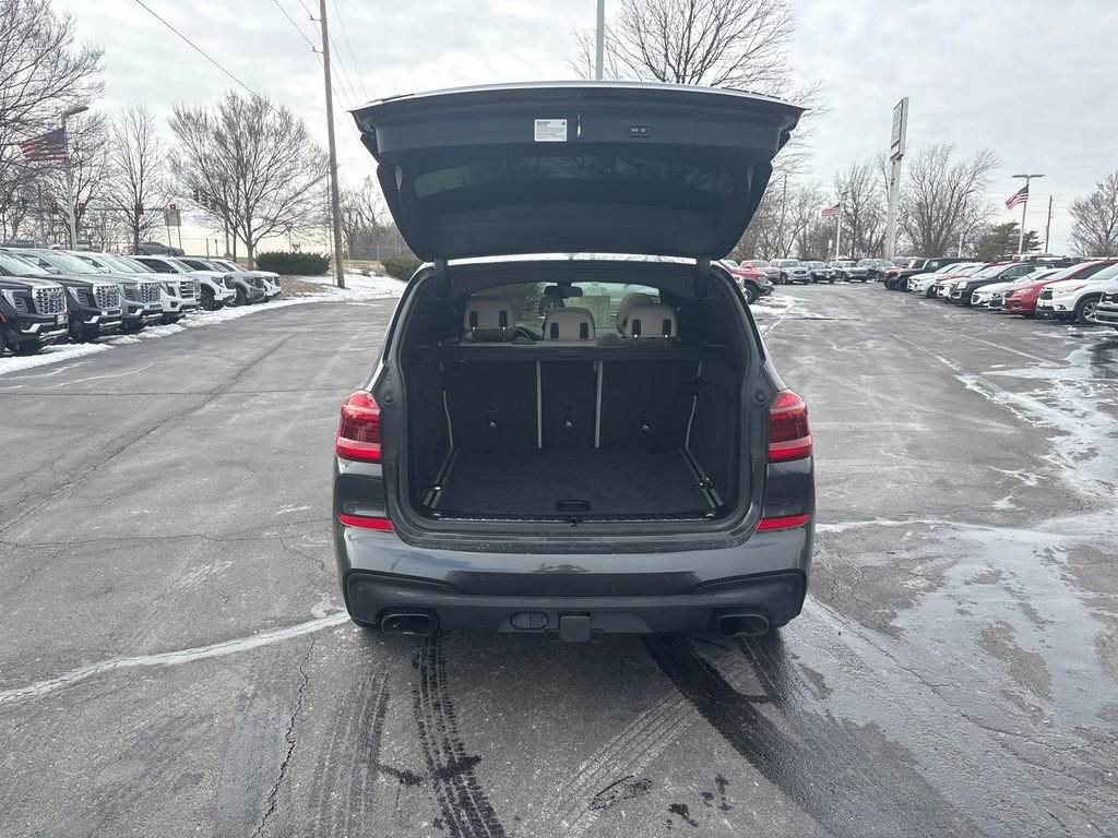 Used 2018 BMW X3 M40i image 11
