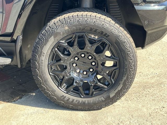 New 2026 GMC Hummer EV 4x4 Crew Cab image 31