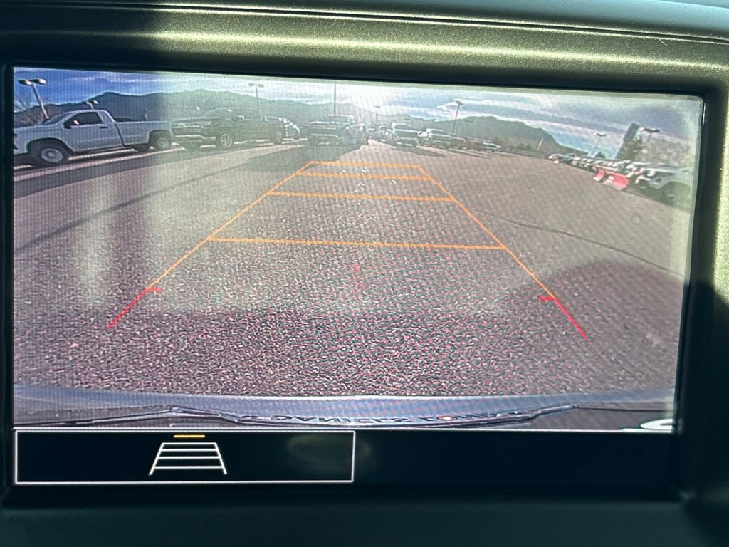 Used 2021 Chevrolet Camaro LT image 14