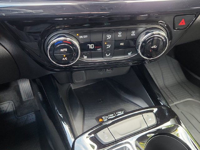 New 2026 Chevrolet Trax ACTIV w/ Sunroof Package FWD image 28