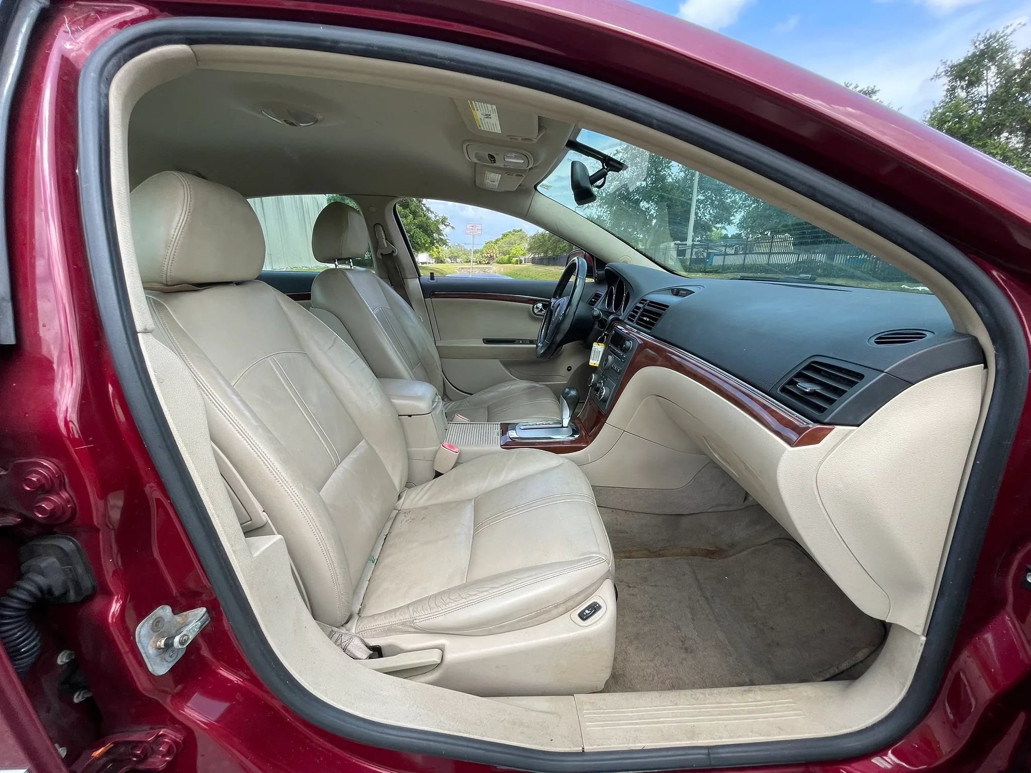 Used 2008 Saturn Aura XE w/ Premium Trim Package FWD image 25