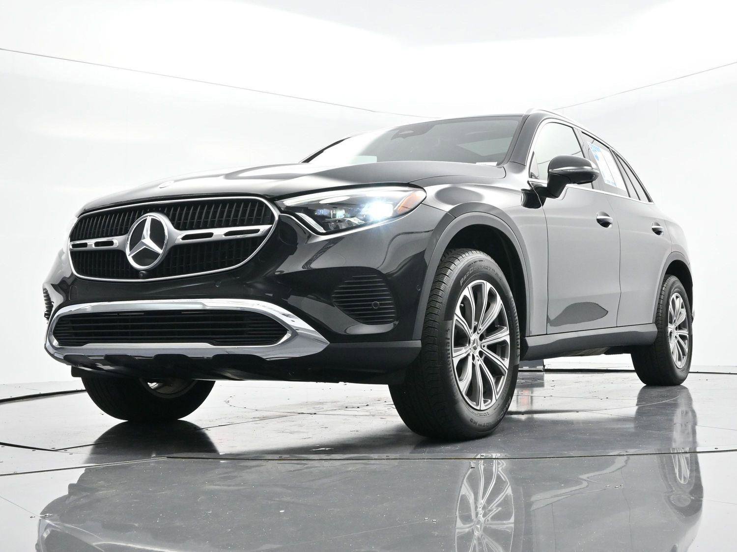 Used 2024 Mercedes-Benz GLC 300 4MATIC image 42