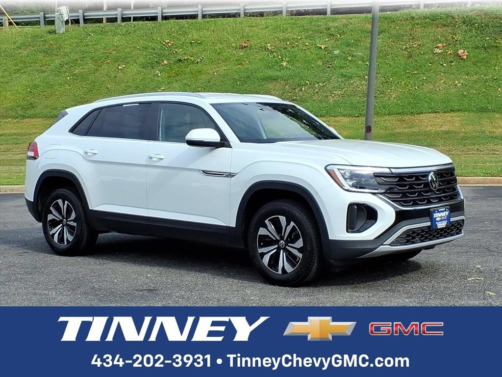 Used 2025 Volkswagen Atlas Cross Sport SE AWD/4WD image 1