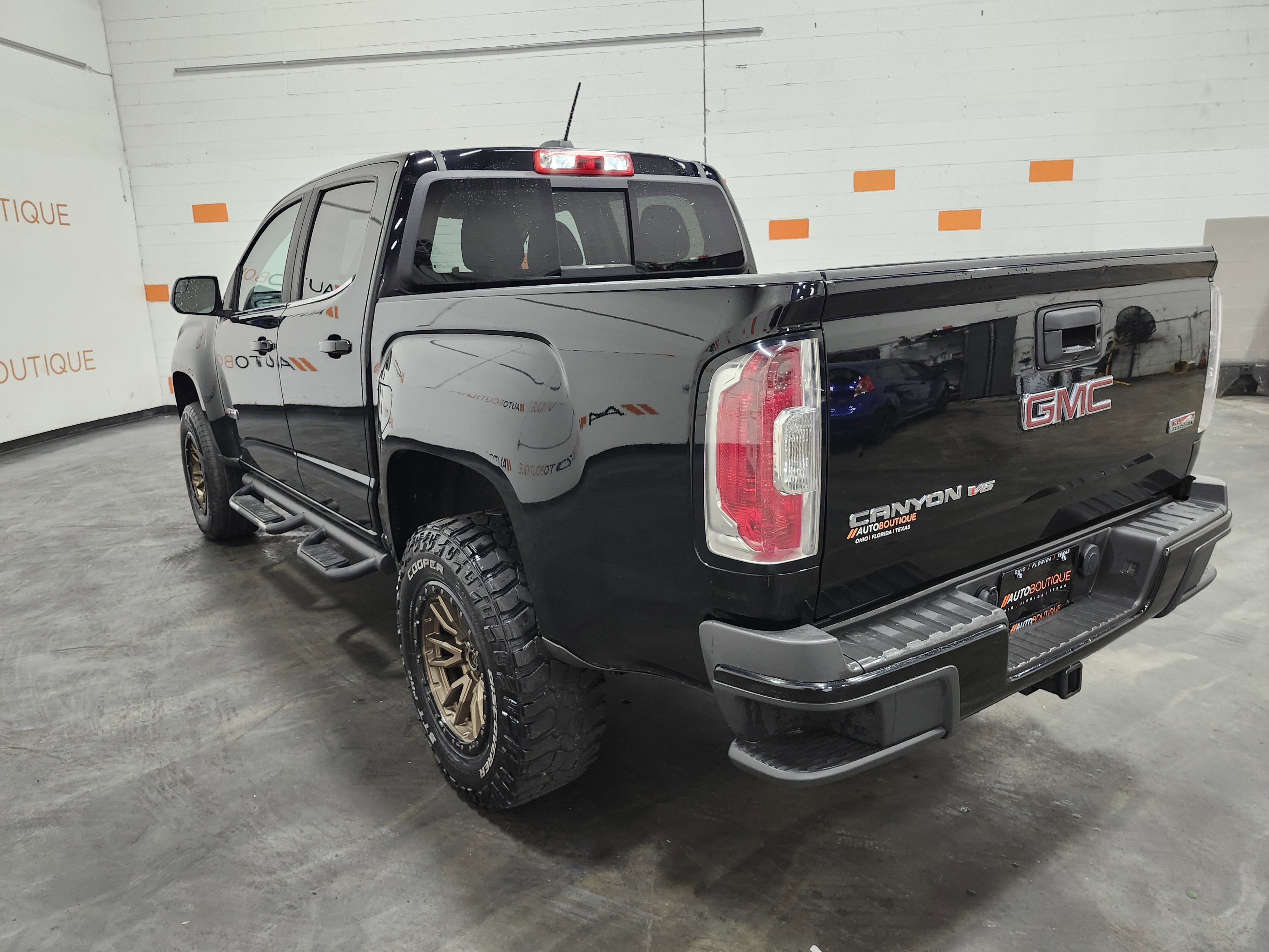 Used 2018 GMC Canyon All Terrain w/ All Terrain X Package image 18