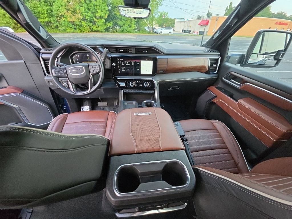 Used 2026 GMC Sierra 2500 Denali Ultimate w/ Max Trailering Package AWD/4WD image 22