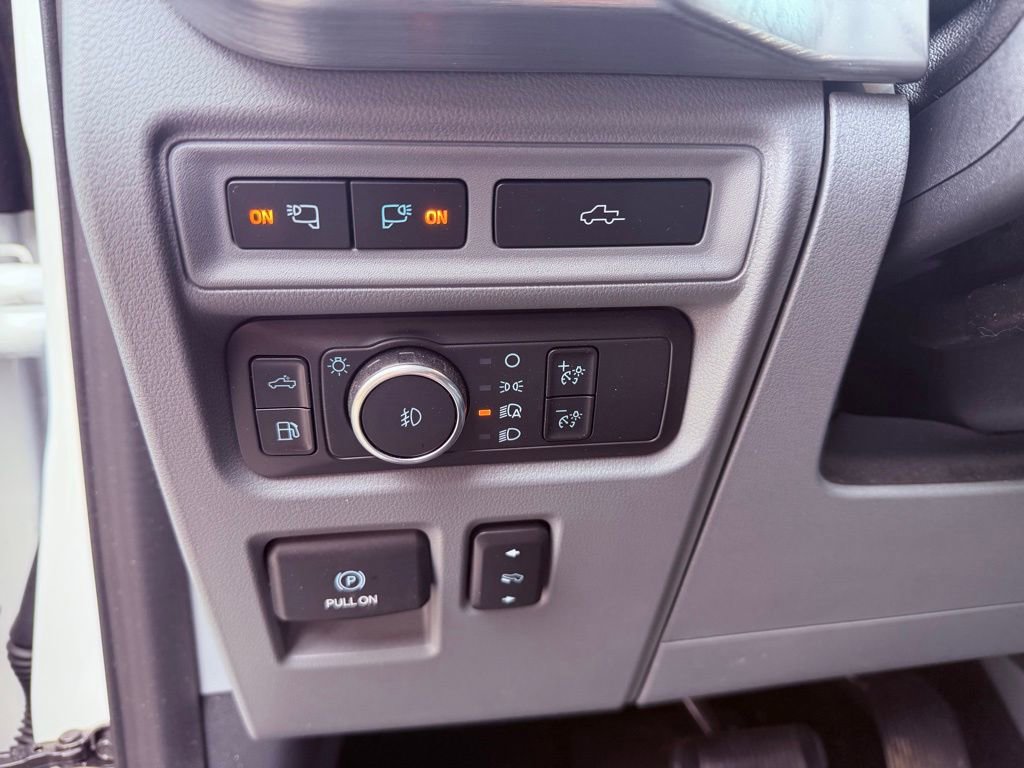 Used 2021 Ford F150 Lariat w/ Equipment Group 501A Mid image 21