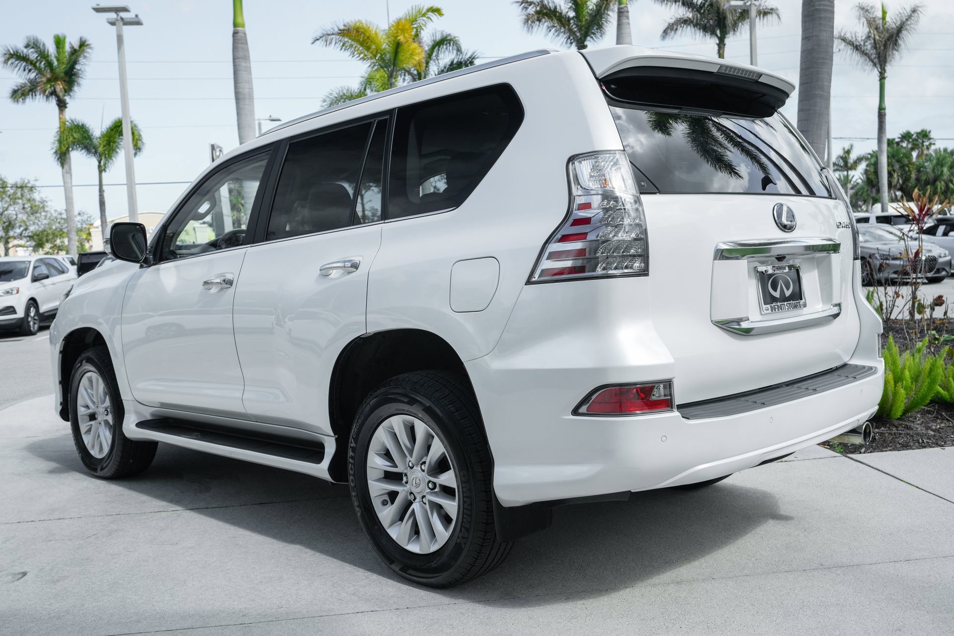 Used 2023 Lexus GX 460 Premium image 25