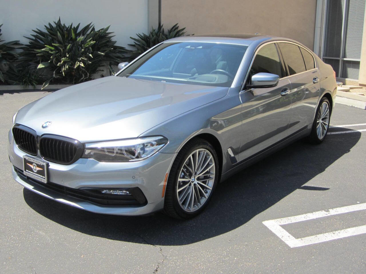 Used 2018 BMW 540i w/ Premium Package image 6