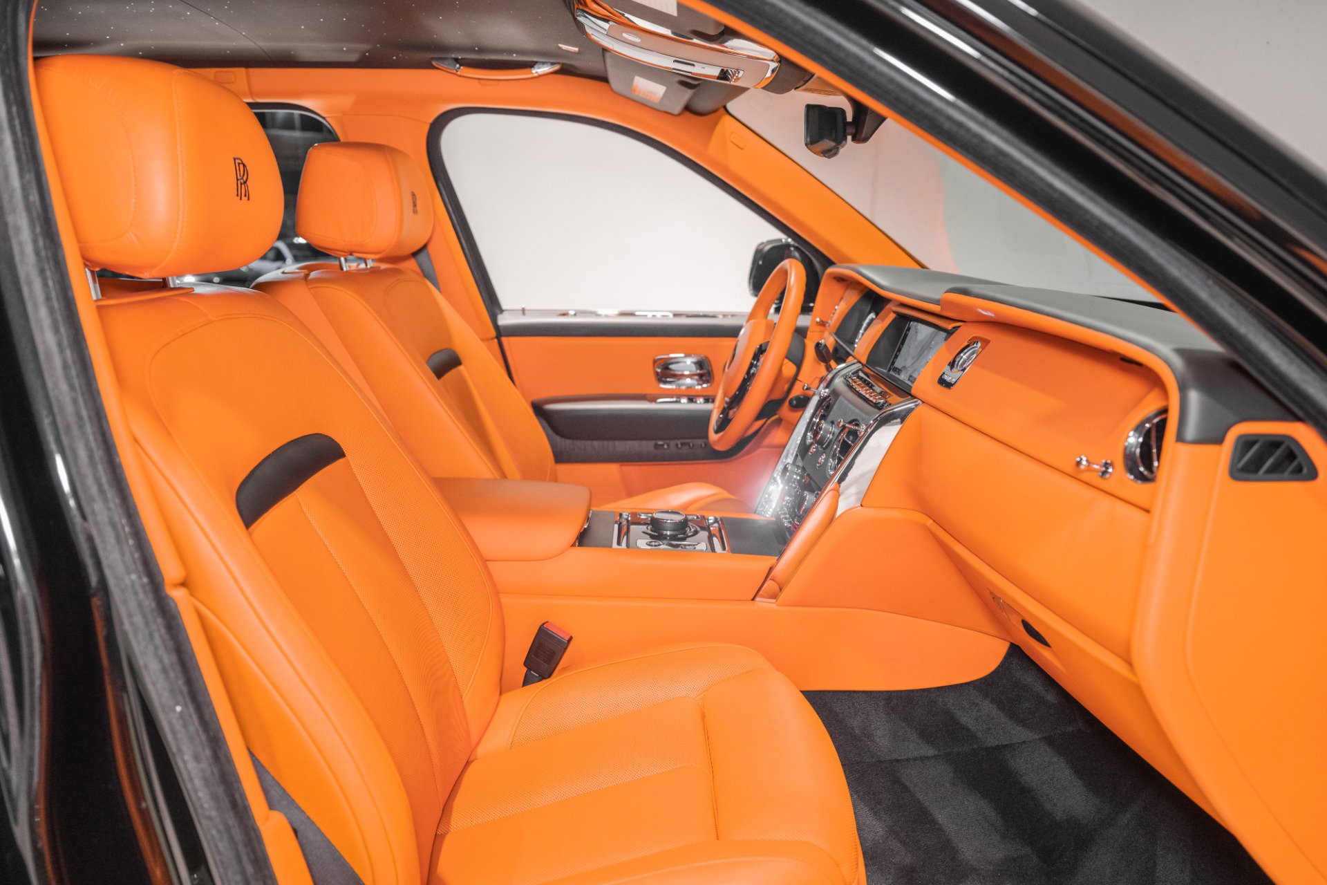 Used 2020 Rolls-Royce Cullinan image 27