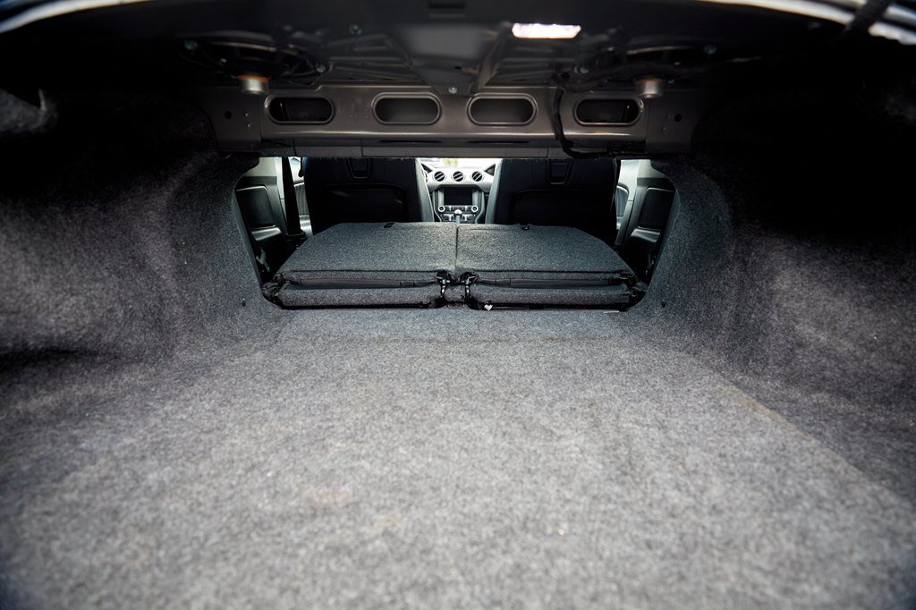 Used 2021 Ford Mustang Premium RWD image 23