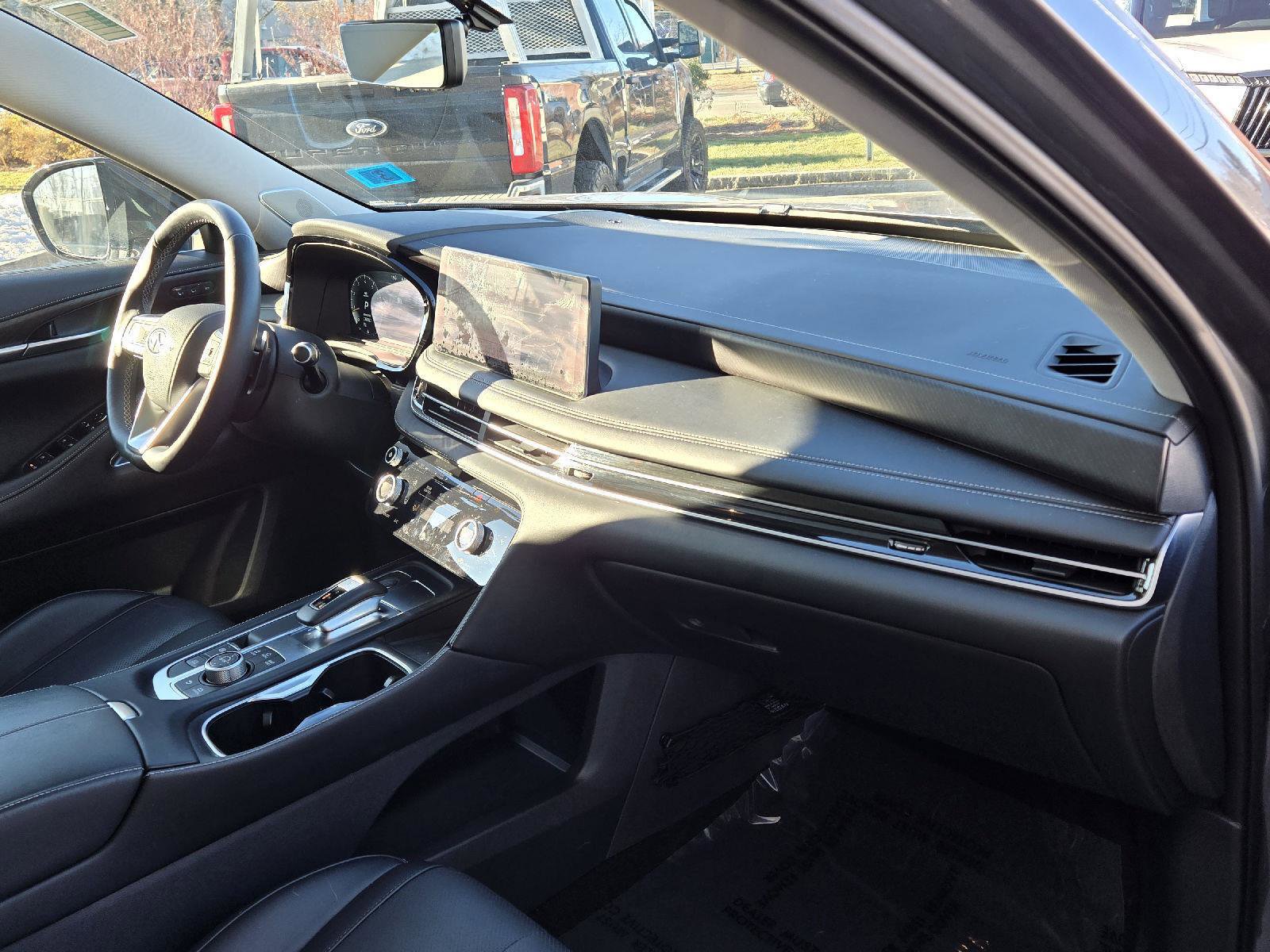 Certified 2024 INFINITI QX60 Sensory w/ Vision Package image 19