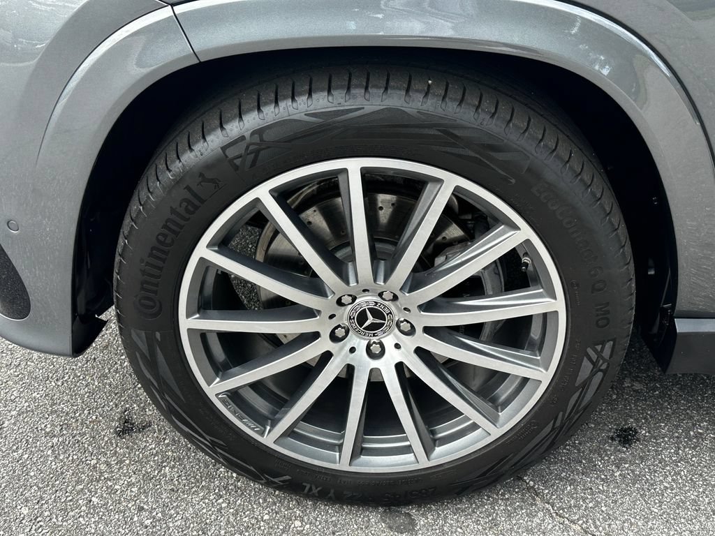 Certified 2025 Mercedes-Benz GLS 580 4MATIC image 13