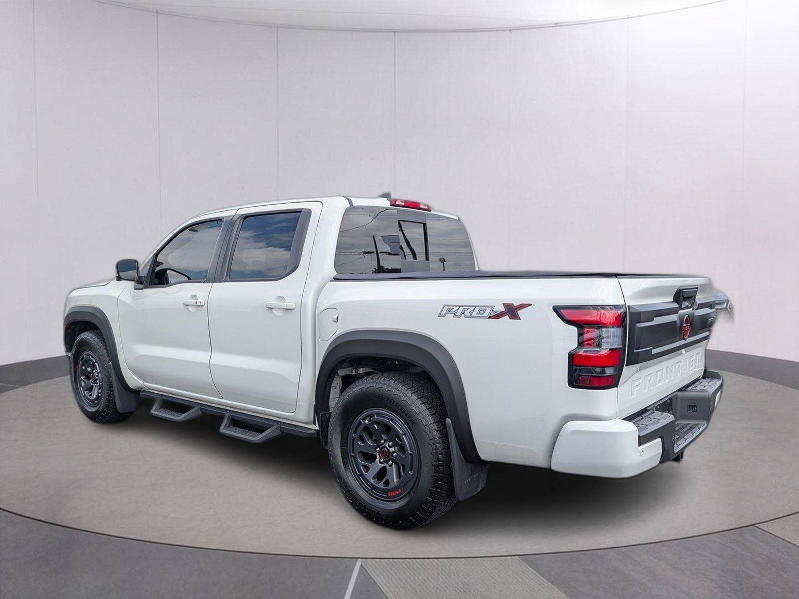 Used 2026 Nissan Frontier Pro-X w/ Pro Premium Package RWD image 3