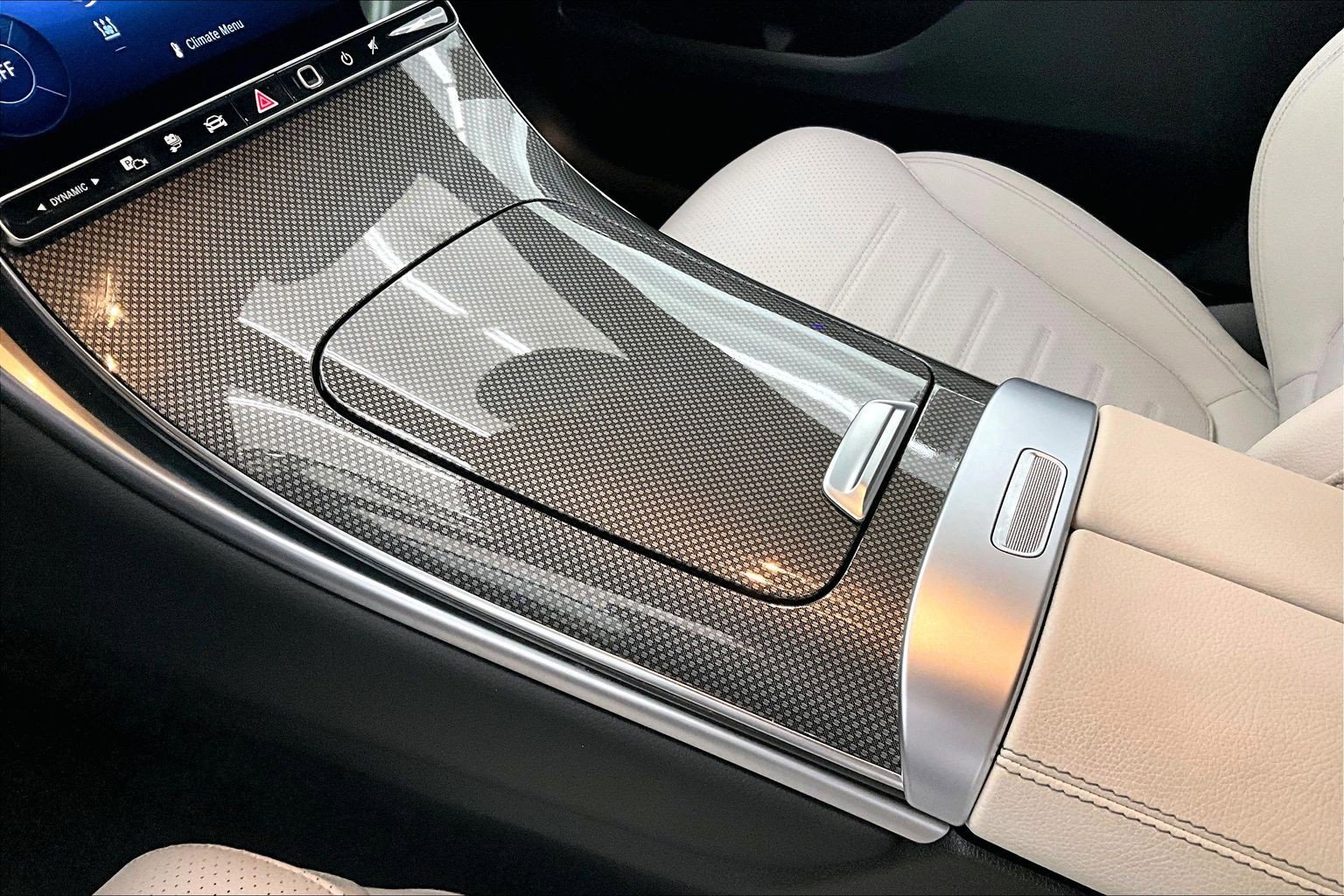 Certified 2025 Mercedes-Benz GLC 350e 4MATIC image 15
