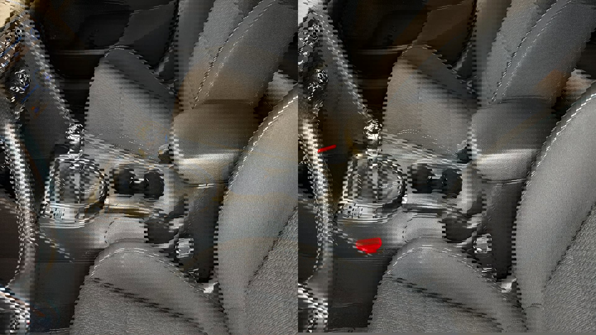 Used 2020 Hyundai Veloster N w/ Performance Package image 26