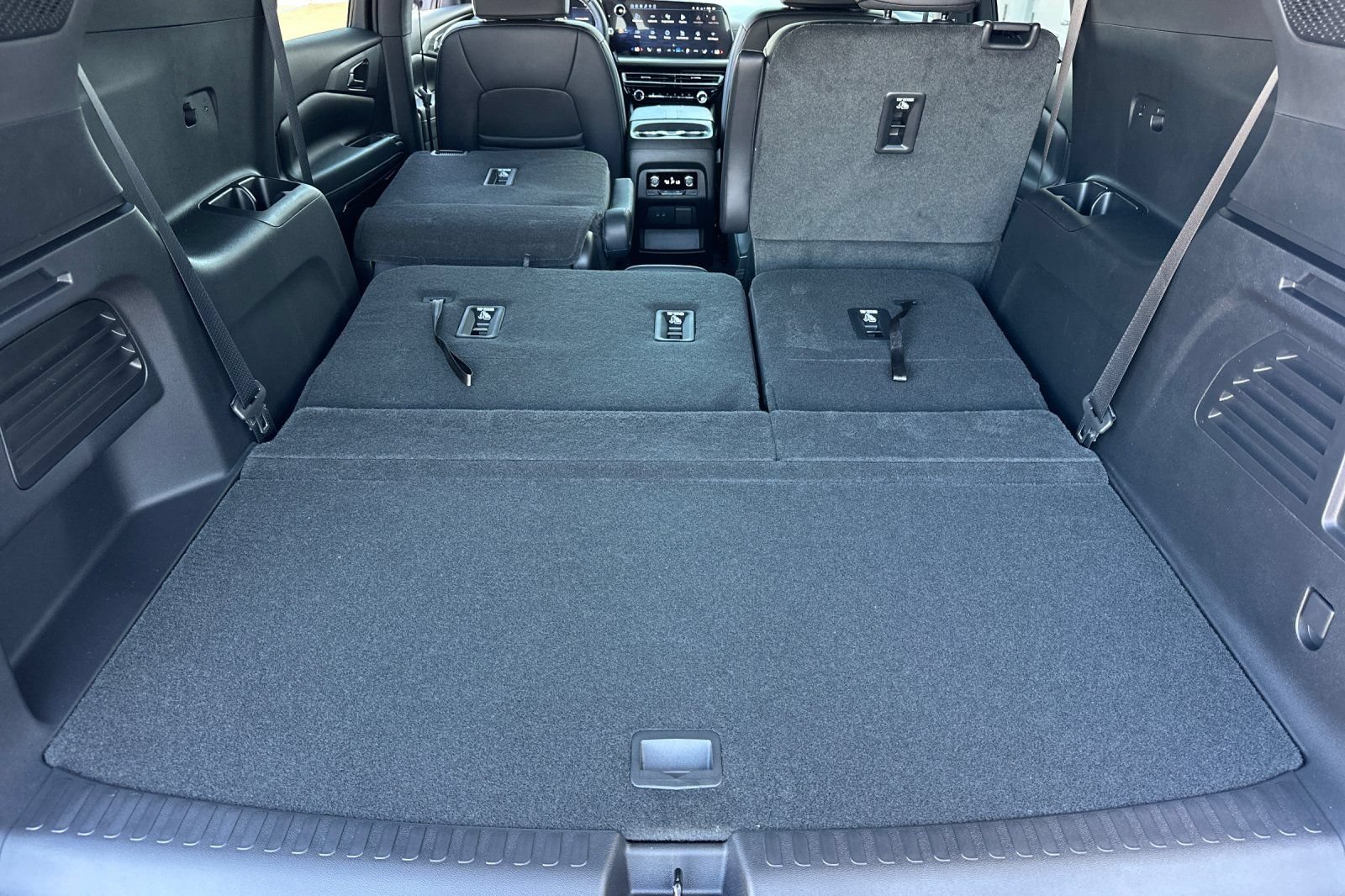 New 2026 Chevrolet Traverse LT w/ Enhanced Driving Package FWD image 16