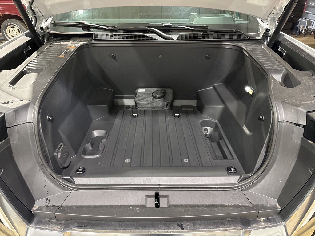 New 2025 GMC Sierra EV Denali image 10