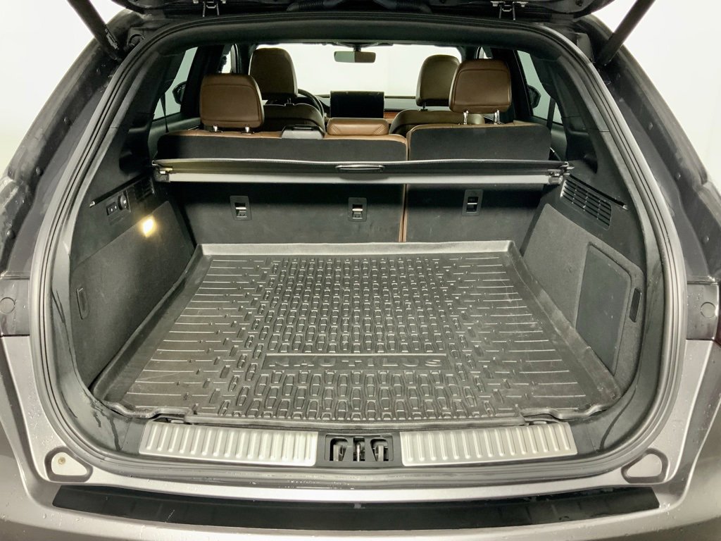 Used 2022 Lincoln Nautilus Reserve w/ Class II Trailer Tow Package image 33