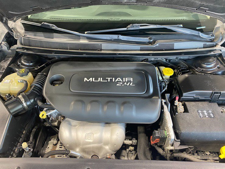 Used 2016 Chrysler 200 Limited FWD image 24