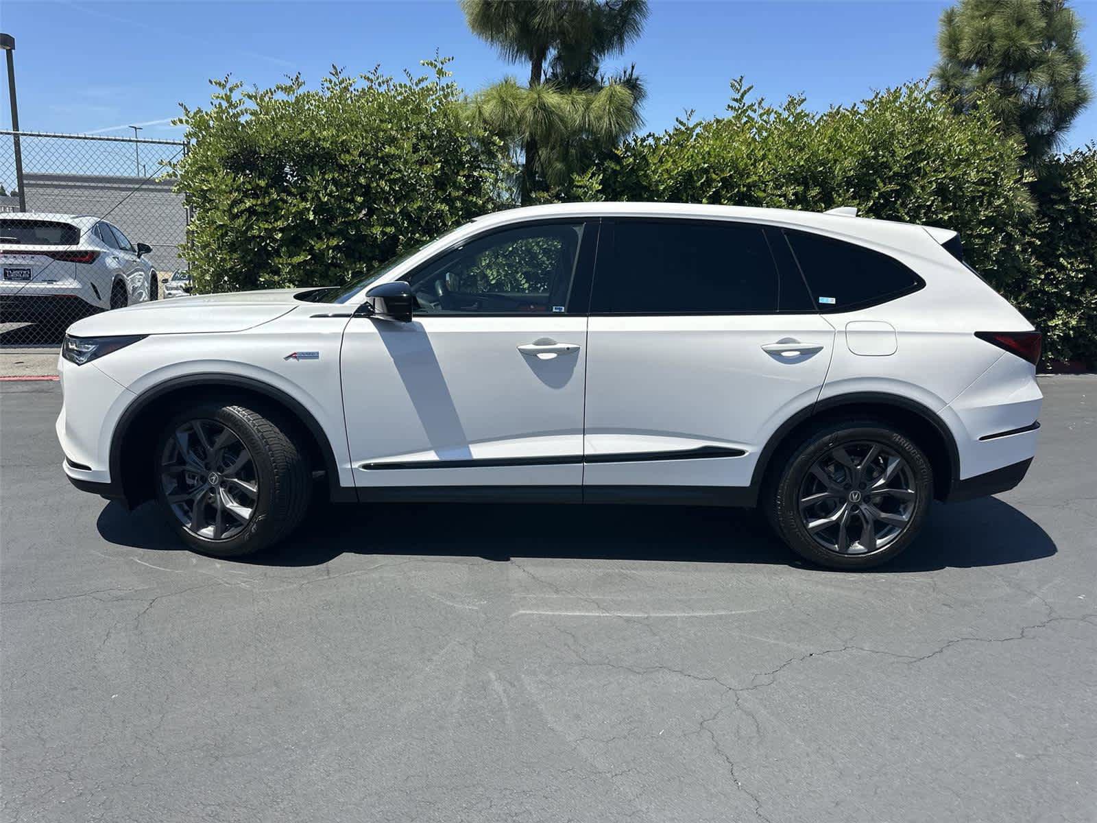 Certified 2024 Acura MDX A-Spec AWD/4WD image 3