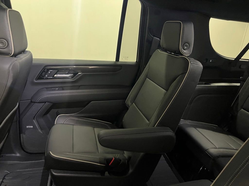New 2026 GMC Yukon XL Elevation w/ LPO, Floor Liner Package image 29