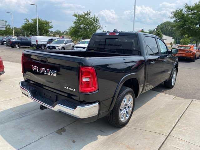 Used 2025 RAM 1500 Big Horn AWD/4WD image 3