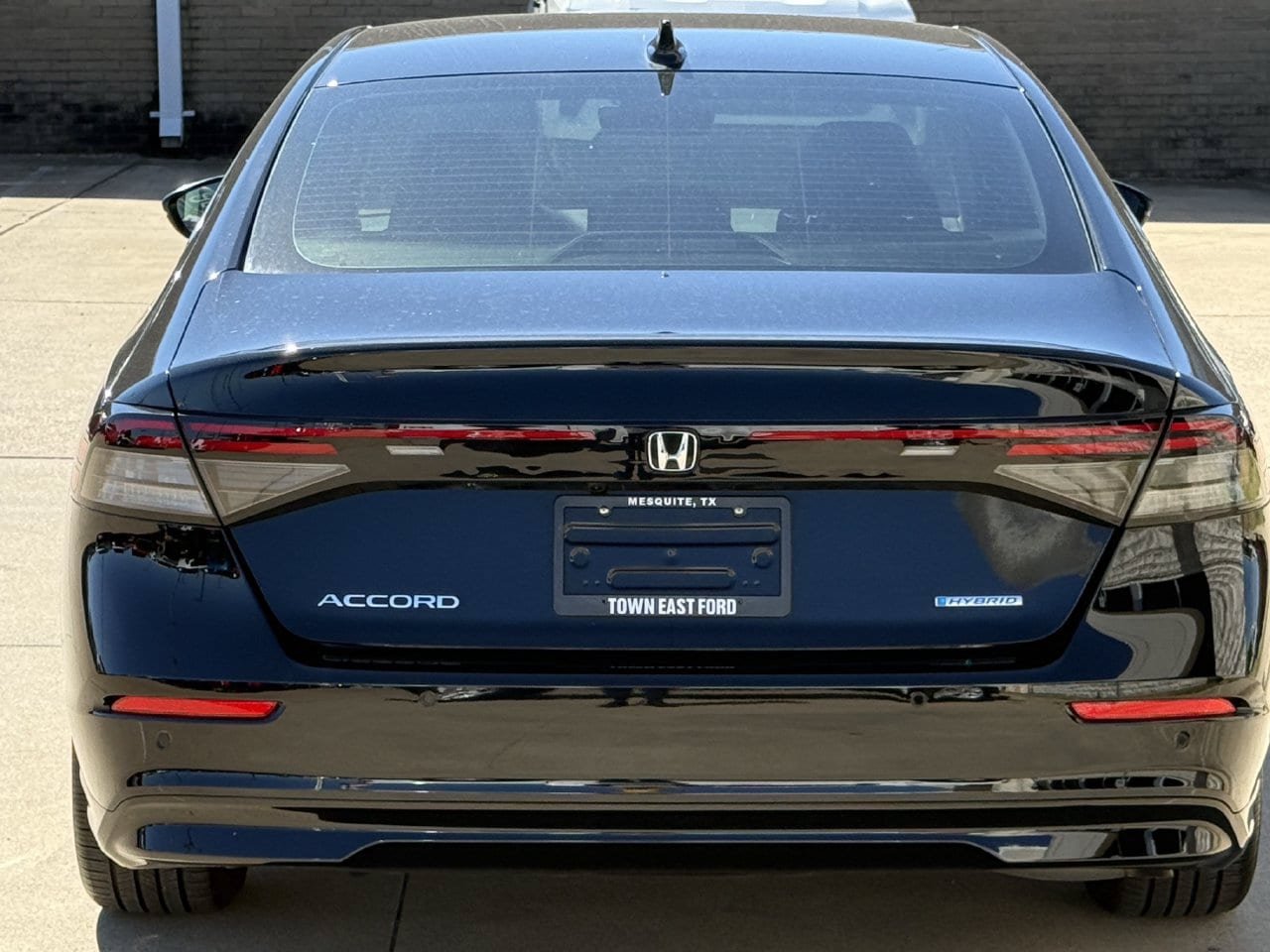 Used 2025 Honda Accord EX-L image 6