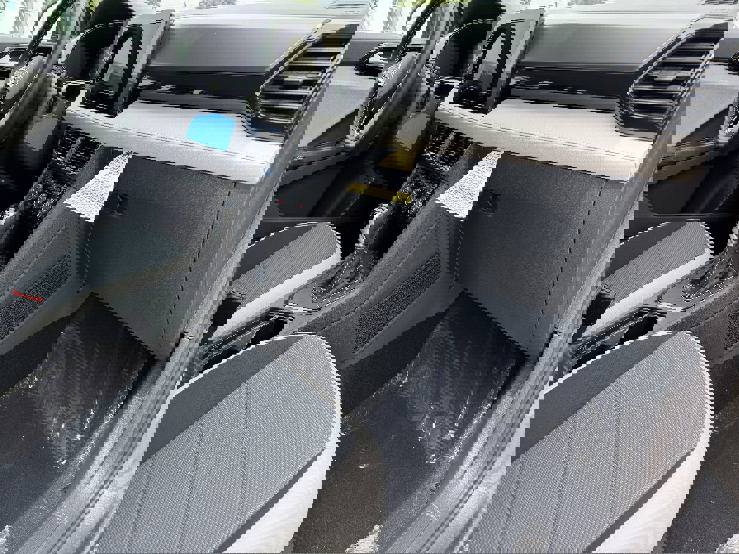 New 2025 Volkswagen Taos S image 10