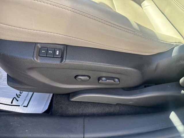 Used 2019 Buick Encore Essence w/ Experience Buick Package AWD/4WD image 15