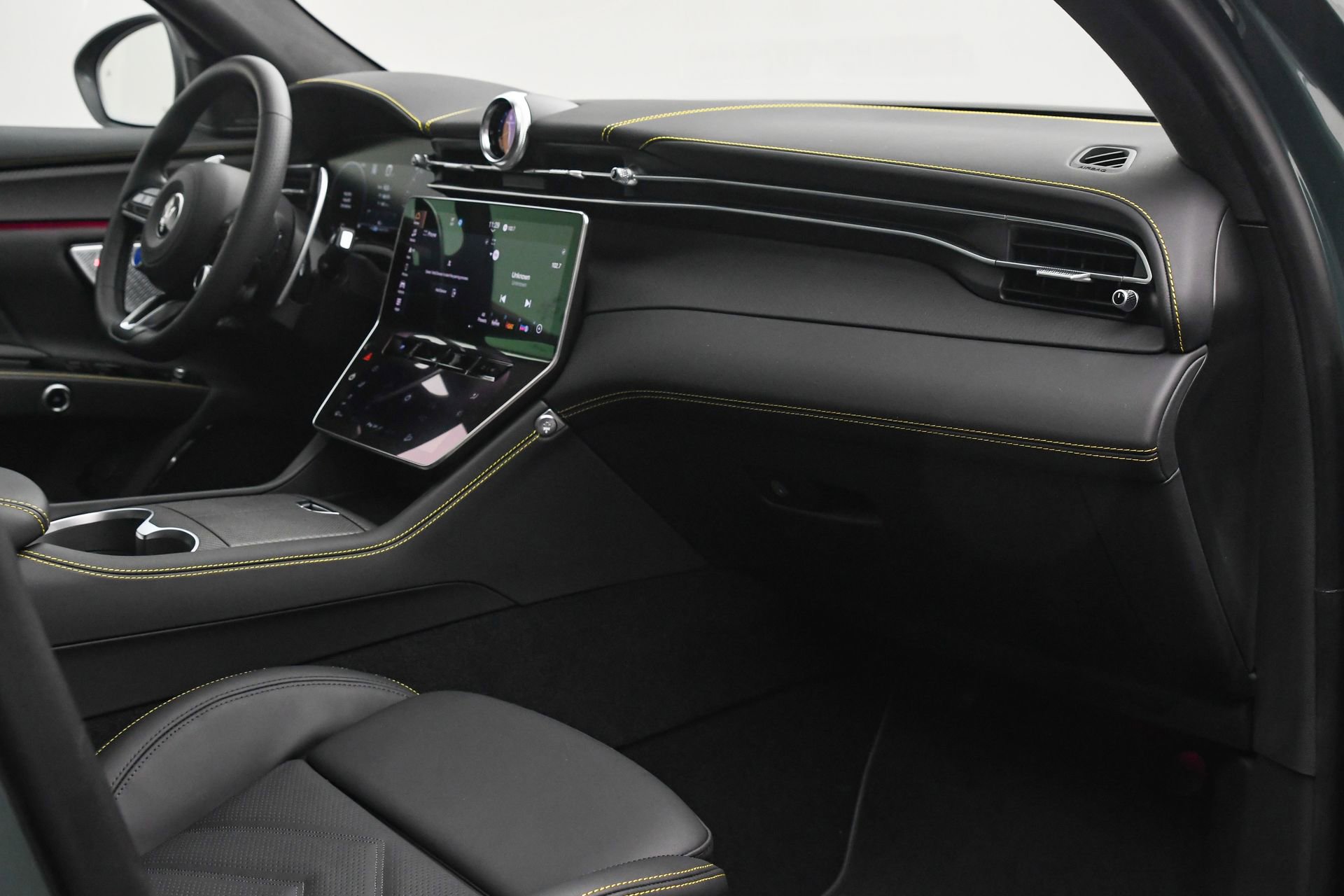 New 2025 Maserati Grecale Modena image 19