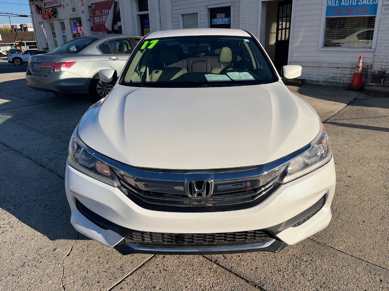 Used 2017 Honda Accord LX image 2