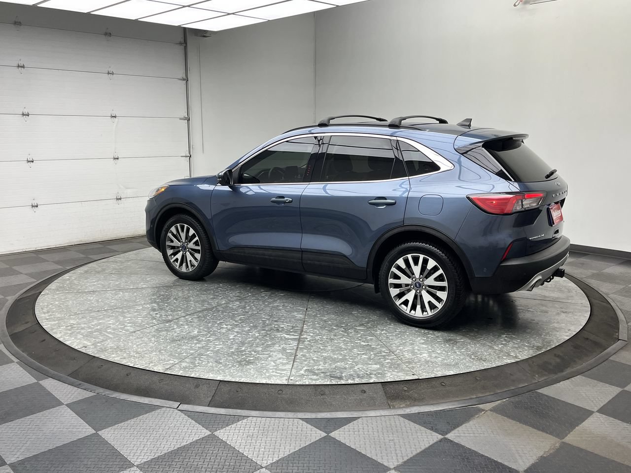 Certified 2020 Ford Escape Titanium AWD/4WD video 2