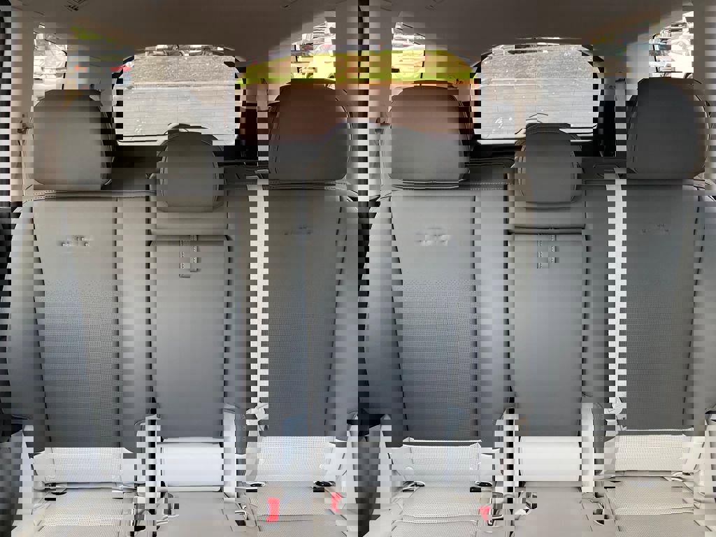 New 2026 Hyundai Ioniq 9 SEL image 36