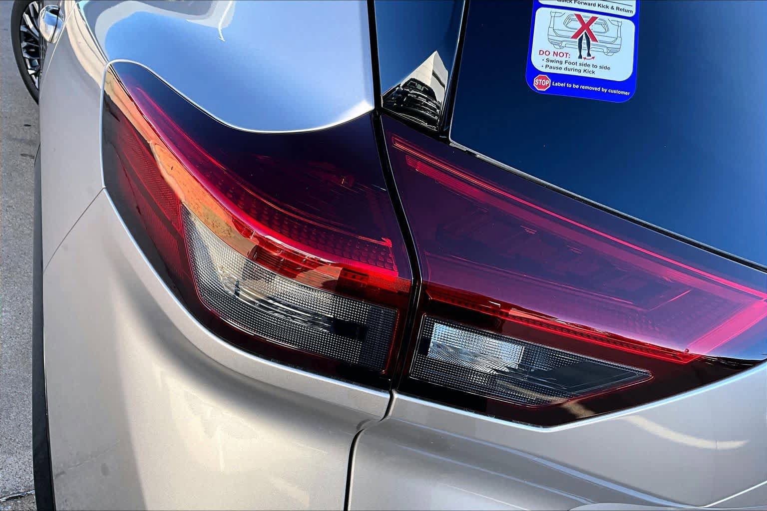 New 2026 Nissan Rogue Platinum w/ Platinum Premium Package AWD/4WD image 14
