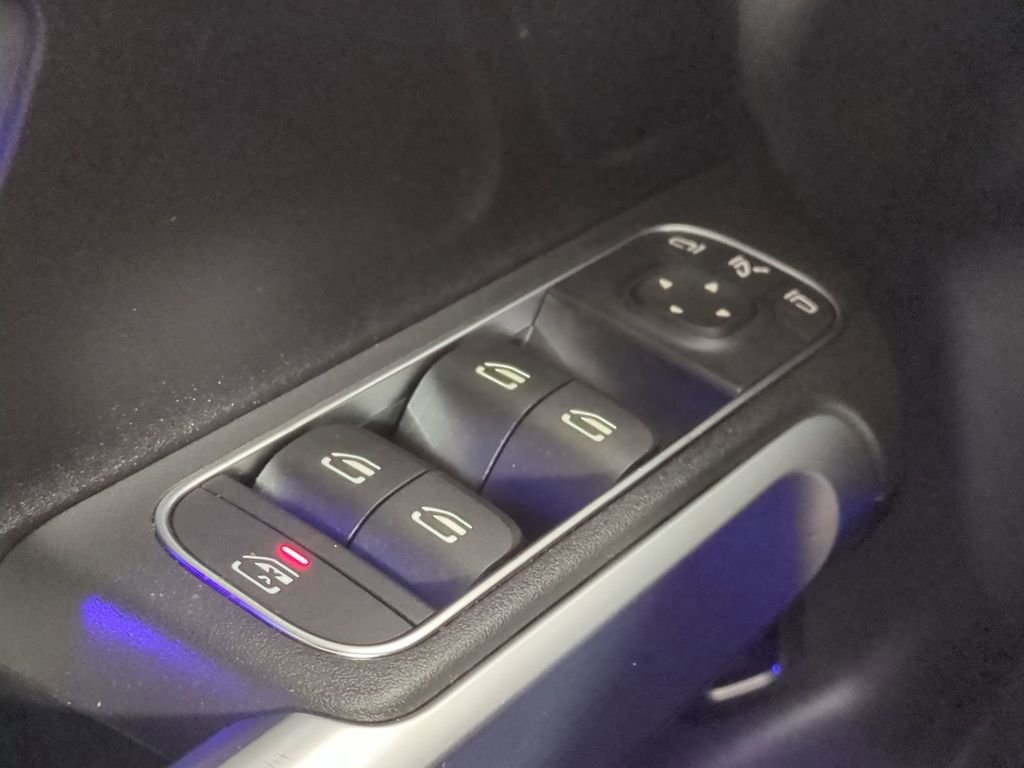 Used 2022 Mercedes-Benz GLB 250 image 31