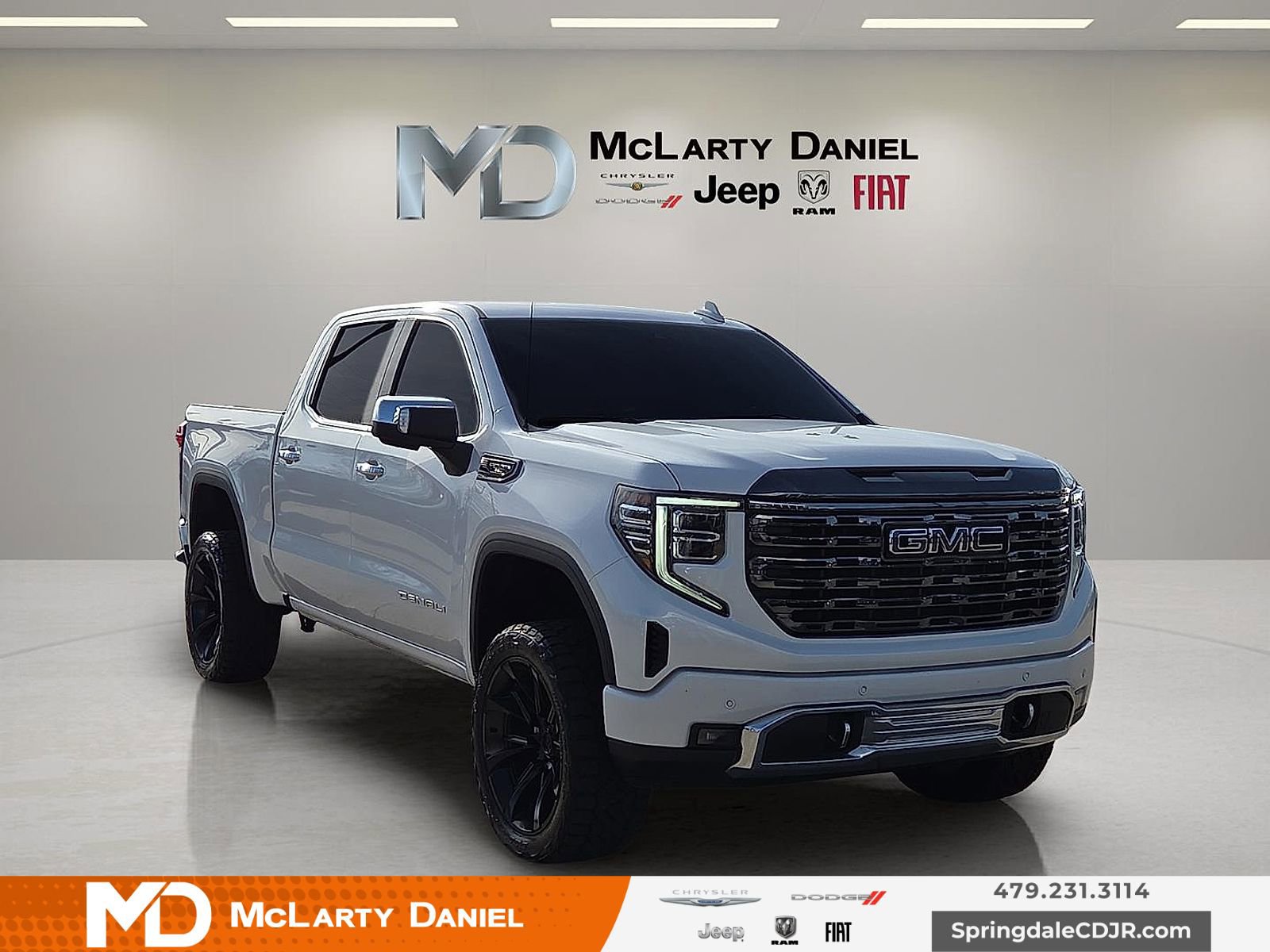 Used 2023 GMC Sierra 1500 Denali Ultimate image 1