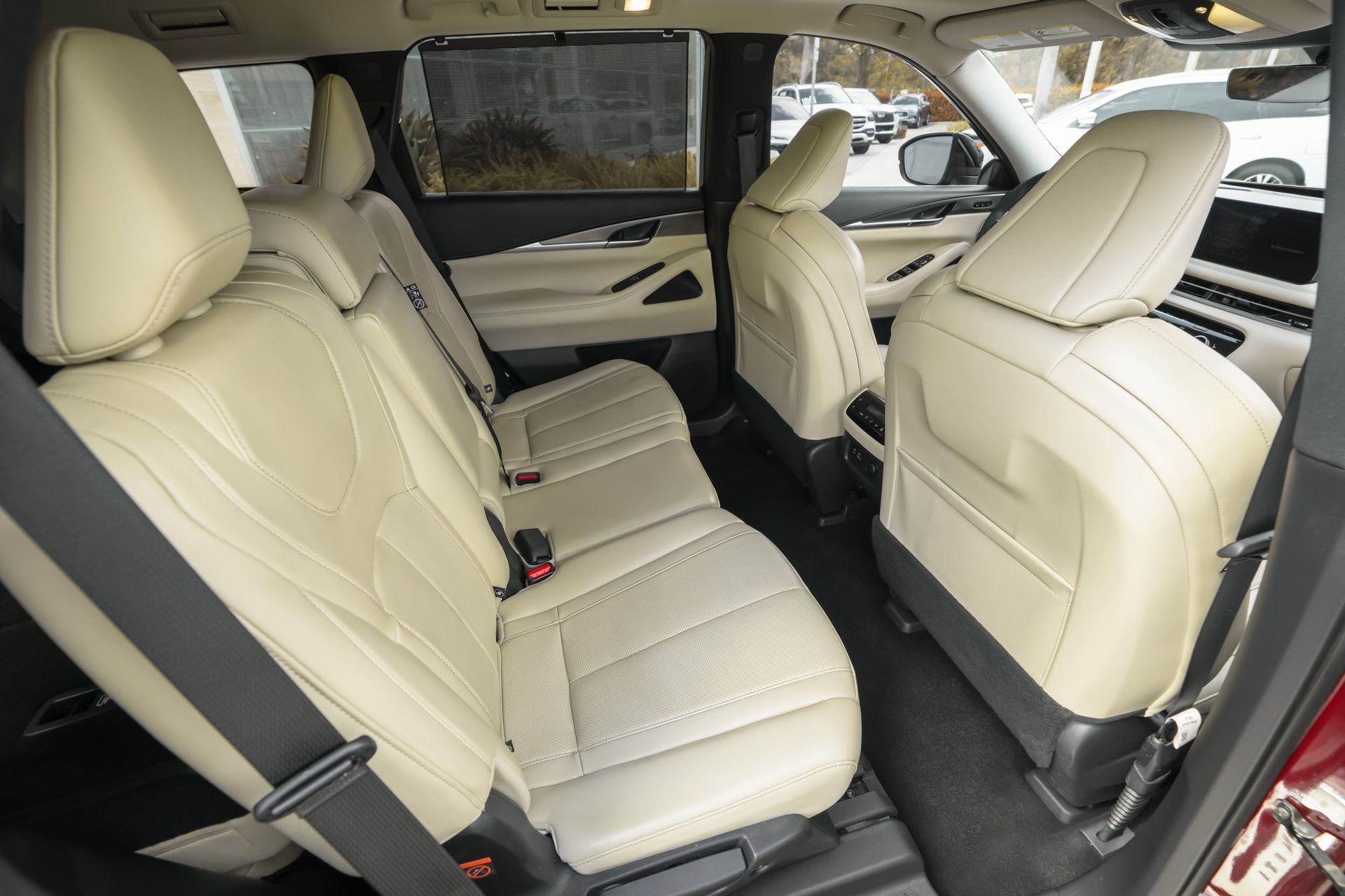 Used 2023 INFINITI QX60 Luxe image 34