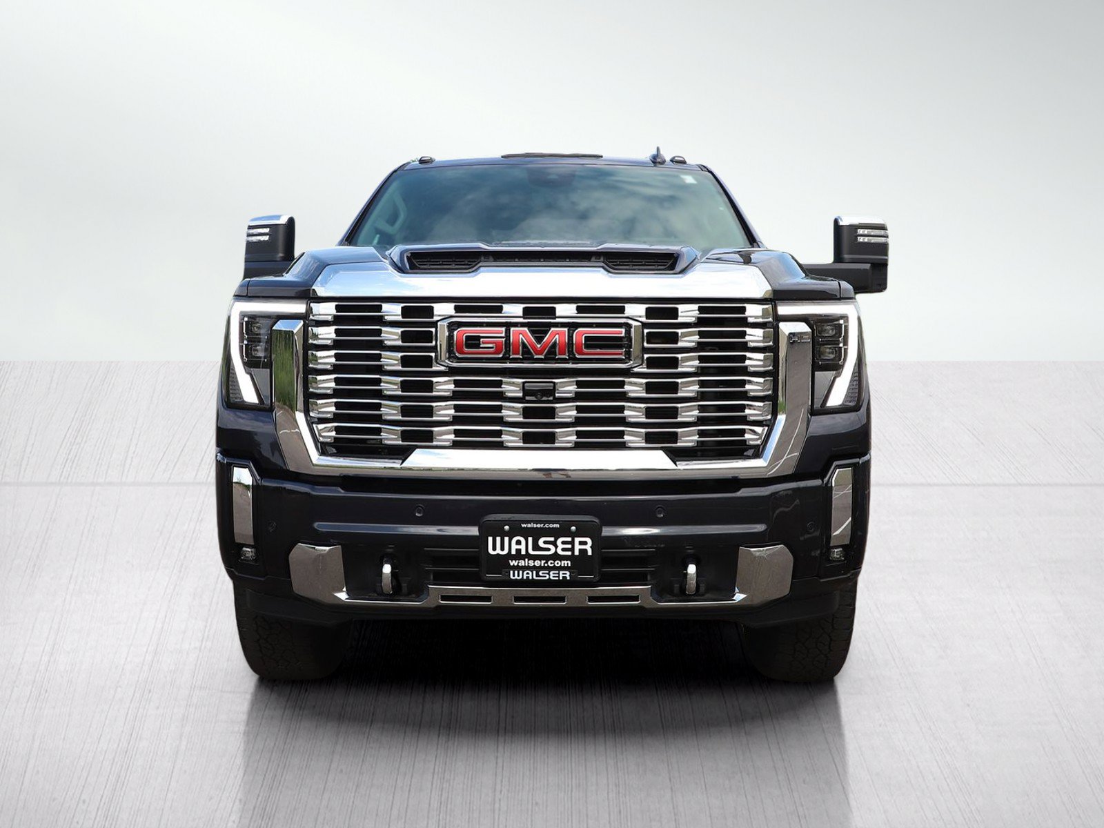 Used 2024 GMC Sierra 2500 Denali w/ Denali Reserve Package AWD/4WD image 8