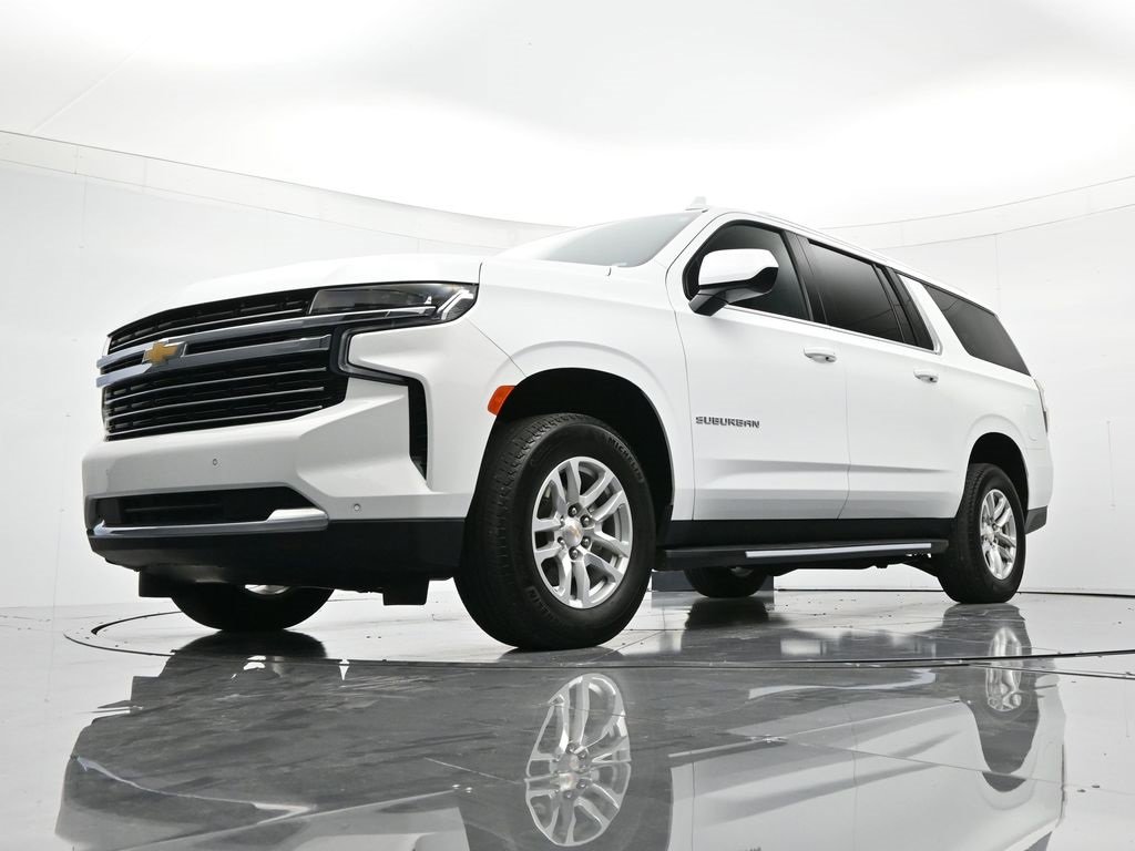 Used 2024 Chevrolet Suburban LT image 37