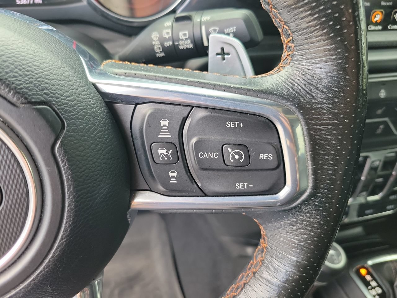 Used 2022 Jeep Wrangler Unlimited Rubicon w/ Dual Top Group AWD/4WD image 18