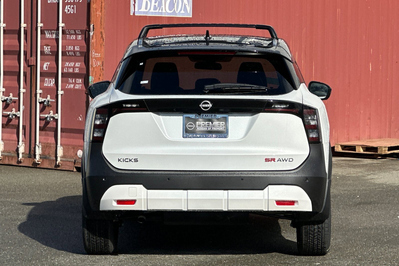 New 2026 Nissan Kicks SR w/ Cold Weather Package image 5