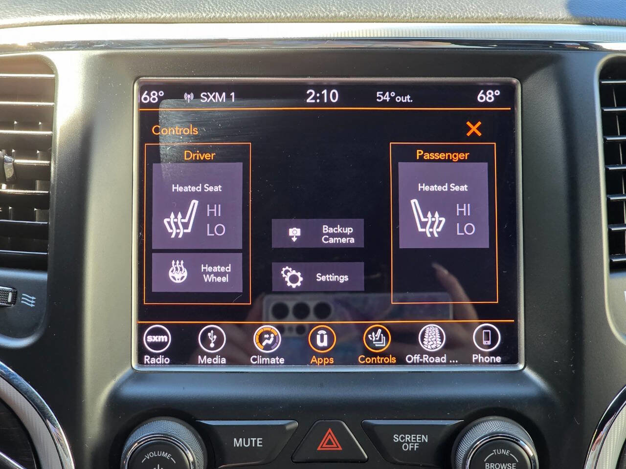 Used 2018 Jeep Grand Cherokee Limited image 25