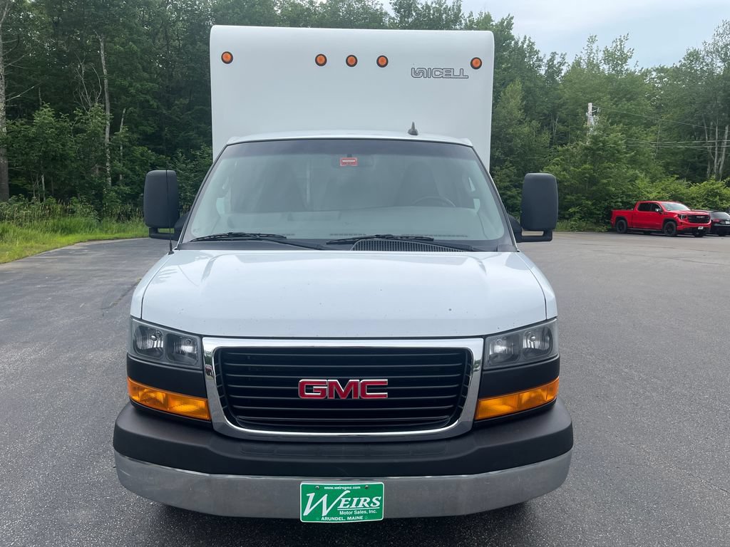 Certified 2019 GMC Savana 3500 w/ Power Convenience Package RWD image 8