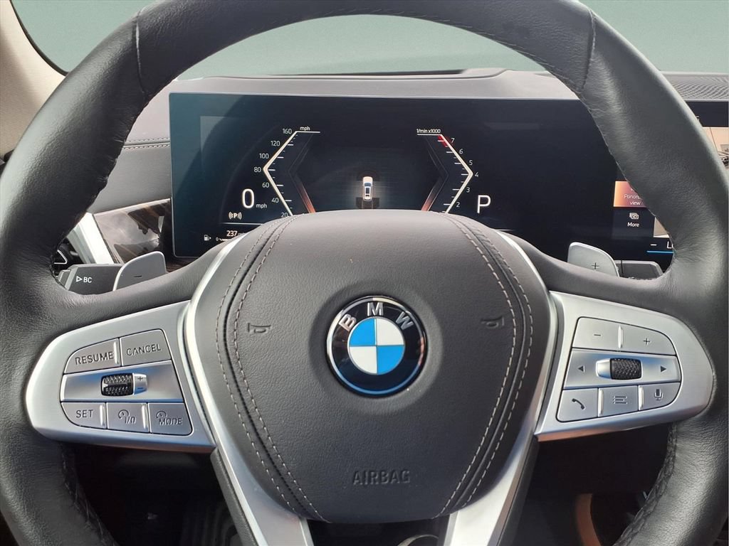 Used 2026 BMW X7 xDrive40i AWD/4WD image 28
