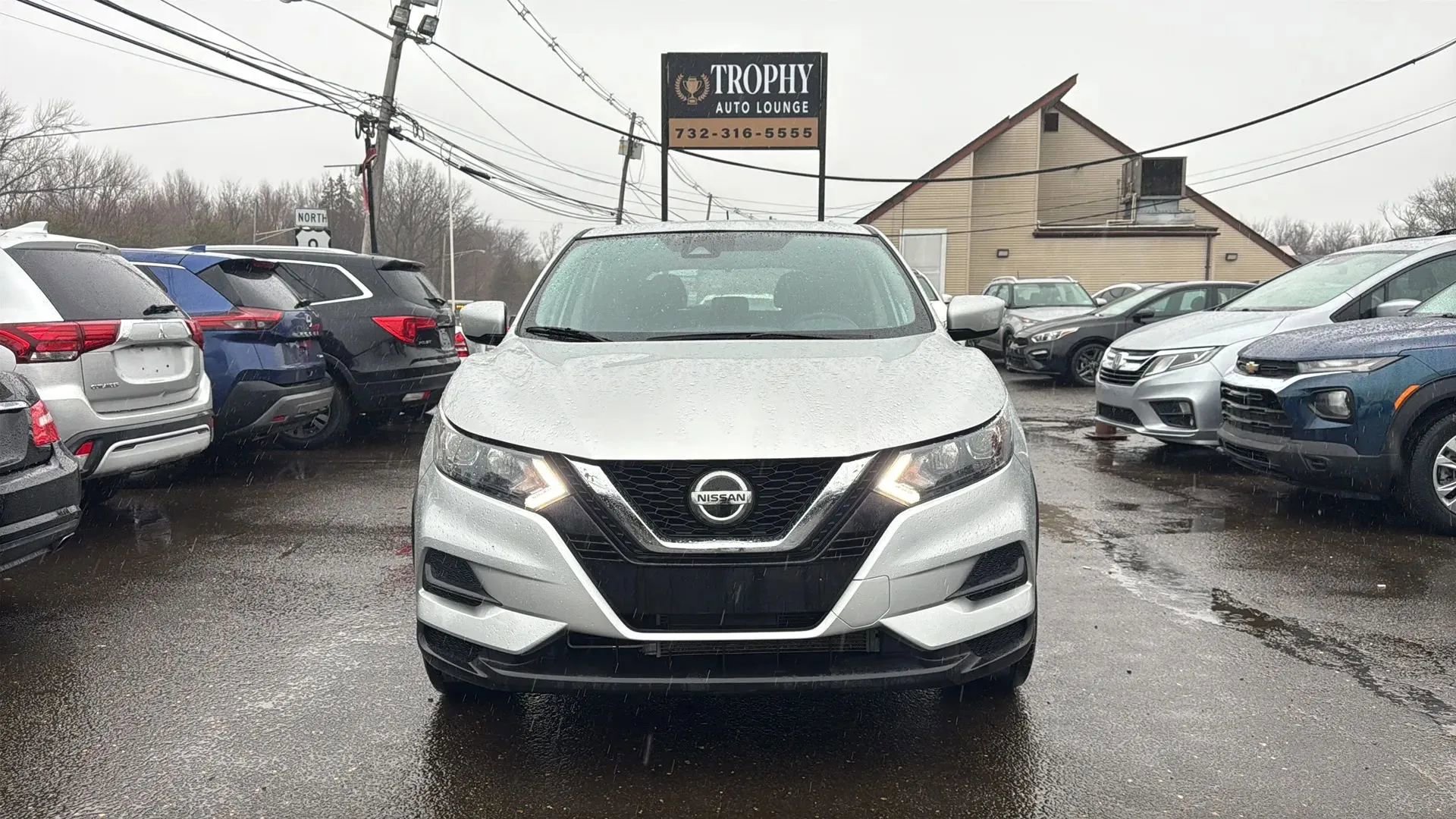 Used 2022 Nissan Rogue Sport S AWD/4WD image 2