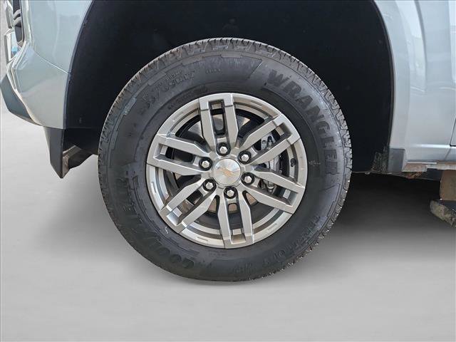 Used 2024 Chevrolet Colorado LT RWD image 24