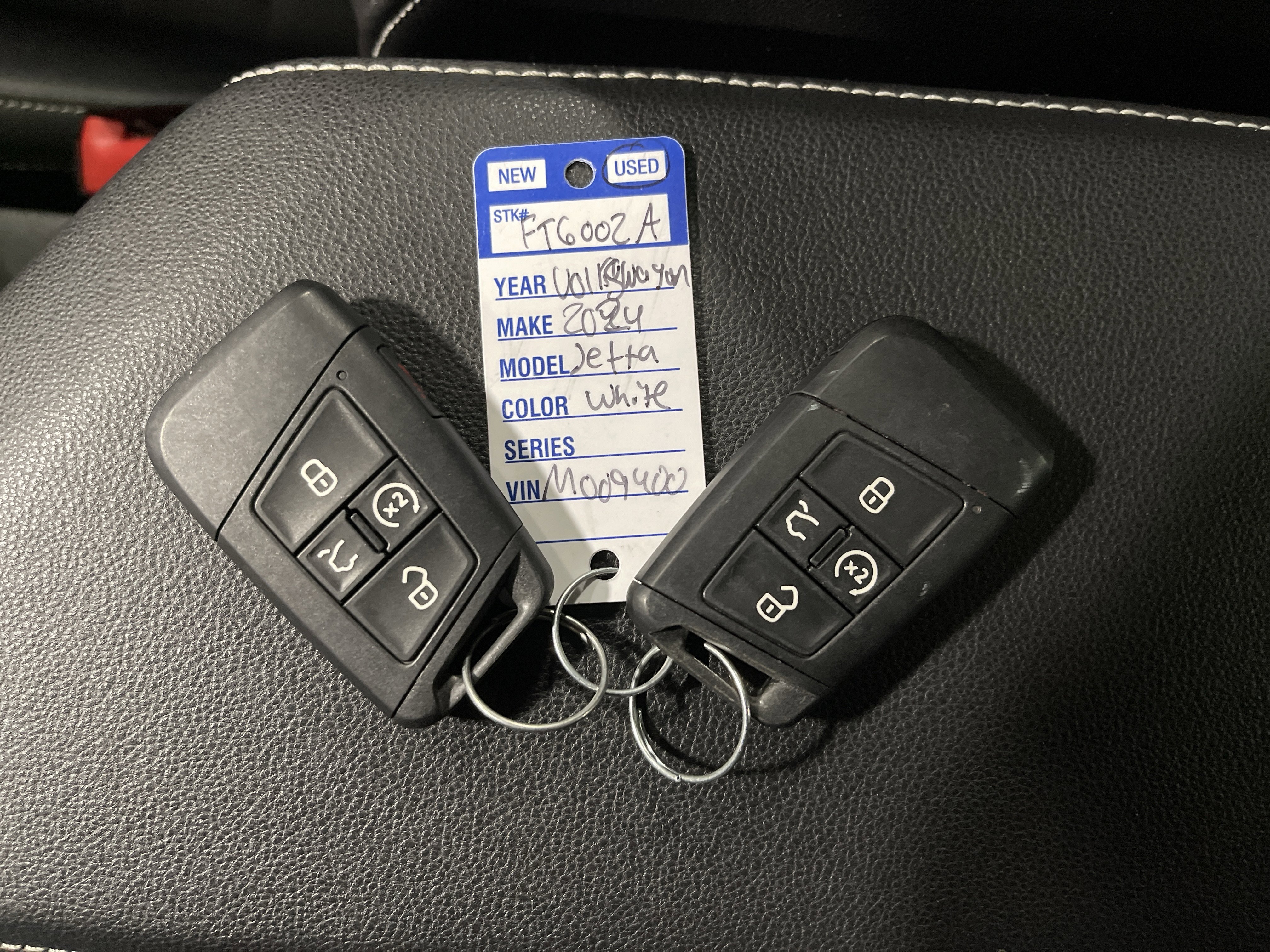 Used 2024 Volkswagen Jetta SE w/ Panoramic Sunroof Package image 25